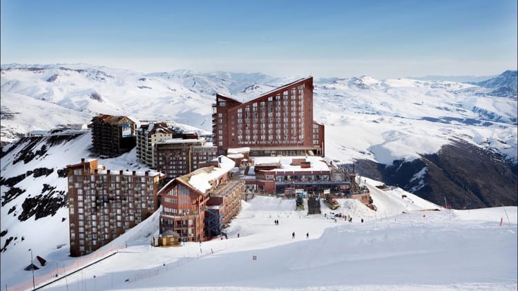 Centro de Ski Valle Nevado